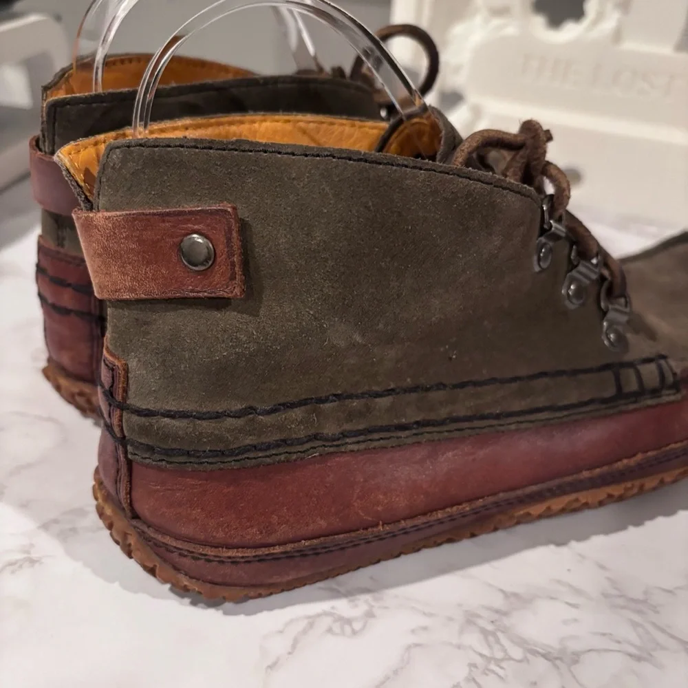 L.L. Bean Men’s Leather Moc Chukka Boots Brown Green Lace-Up Rugged Outdoor